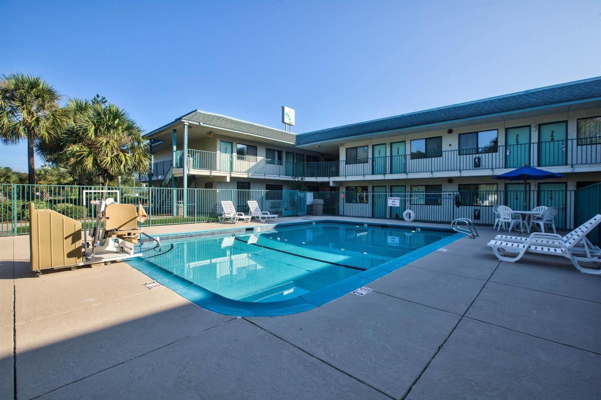 Motel 6-Valdosta, Ga - University Eksteriør billede