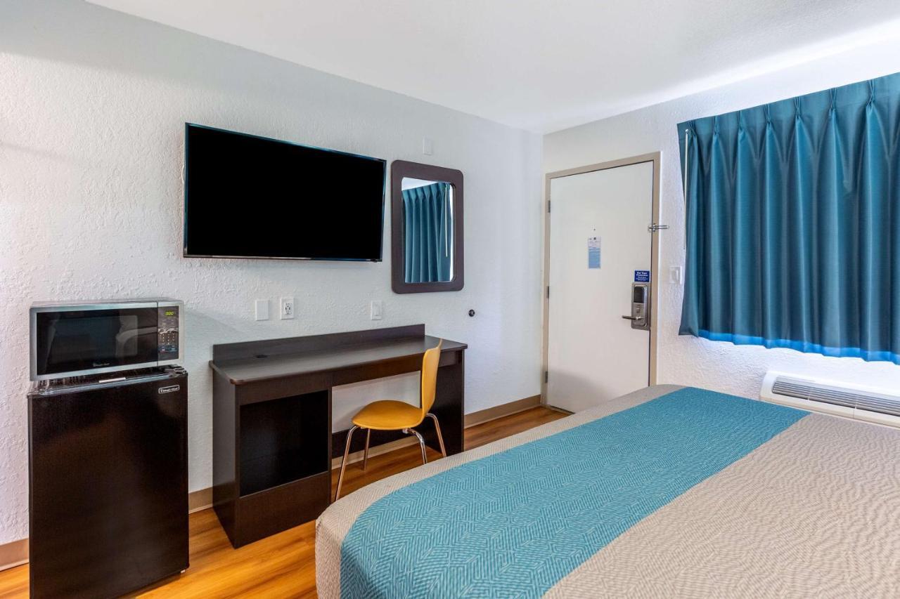 Motel 6-Valdosta, Ga - University Eksteriør billede